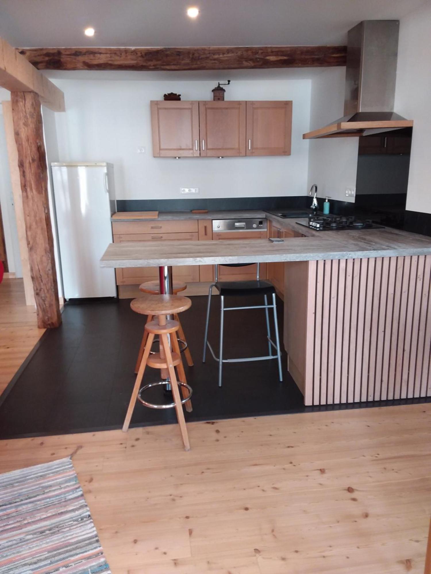 Appartement Dans Maison De Village Crots Extérieur photo